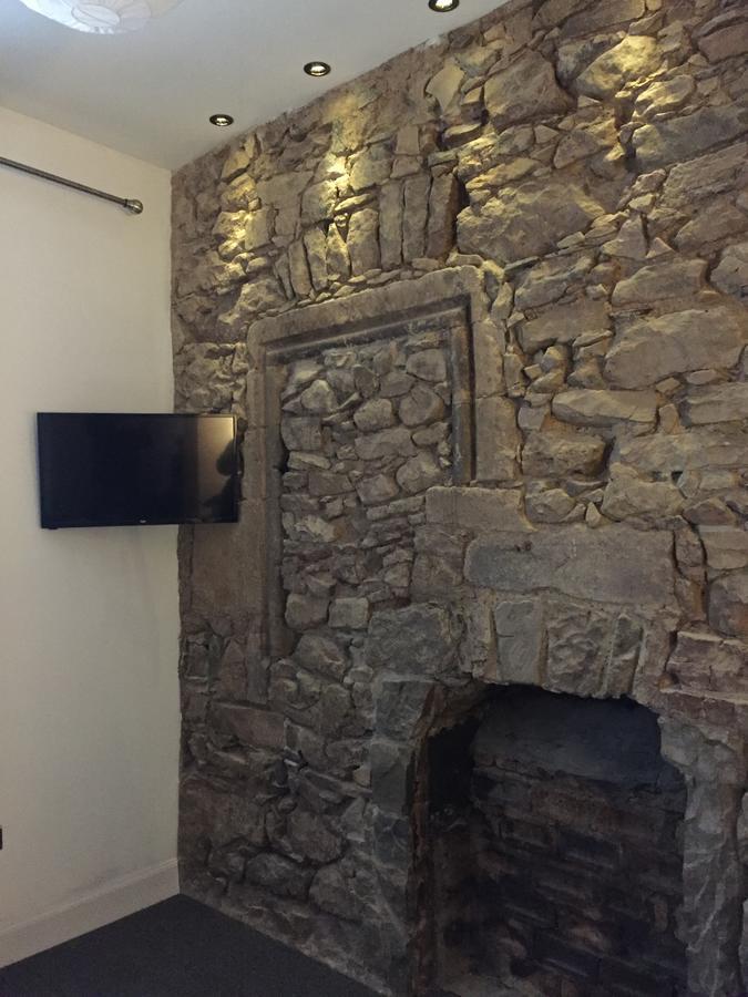 Royal Mile By The Castle Aparthotel 5*
